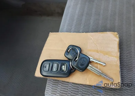 2005 Toyota Camry Le из США, поврежденный, VIN 4T1BE30K45U526897